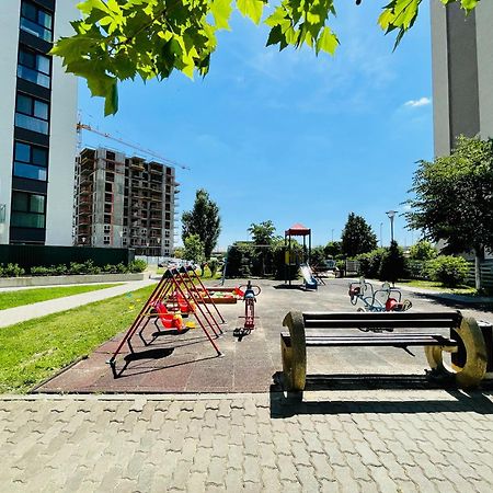 Luca'S Forest Apartment Тімішоара Екстер'єр фото