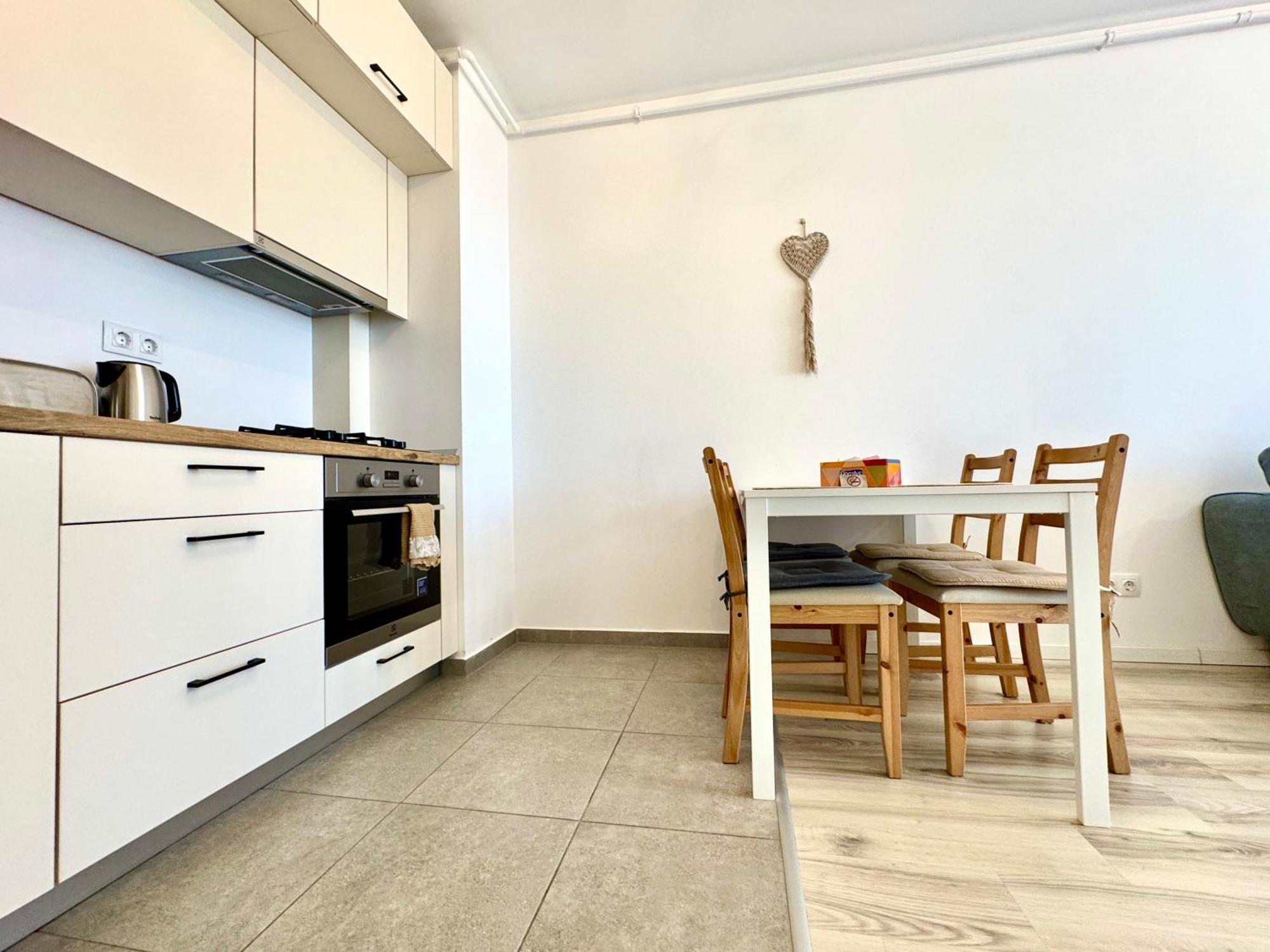 Luca'S Forest Apartment Тімішоара Екстер'єр фото